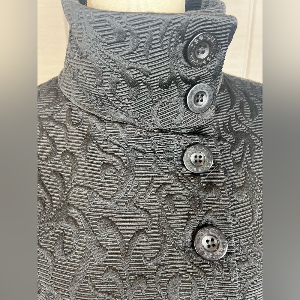 Desigual Coat Women’s size  42 /10 Black Jacquard Stand up Collar Button Front - Picture 2 of 15
